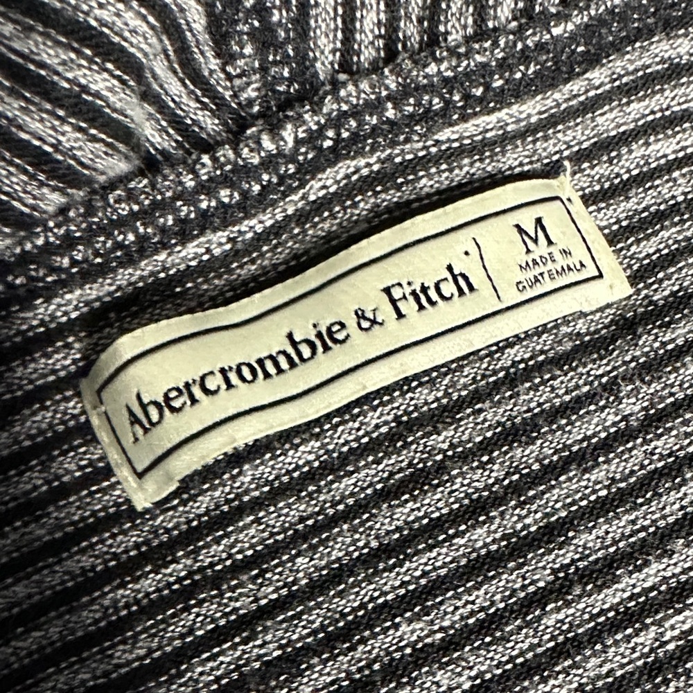 Abercrombie & Fitch Black and White Striped‎ Cardigan - Picture 2 of 7